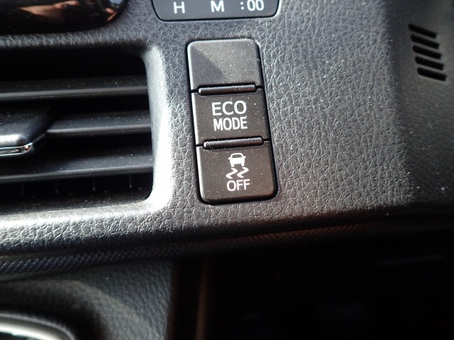 TOYOTA NOAH 2021 Image 56