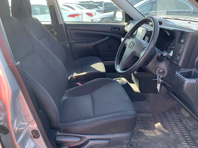 TOYOTA SUCCEED 2020 Image 28