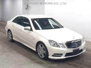 MERCEDES BENZ E CLASS 2011 Image 4