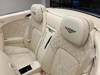 BENTLEY CONTINENTAL 2019 Image 25