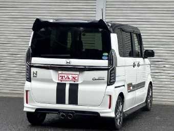 HONDA N-BOX CUSTOM 2021 Image 2