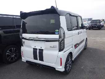 HONDA N-BOX CUSTOM 2021 Image 13