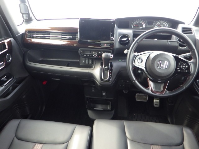 HONDA N-BOX CUSTOM 2021 Image 20