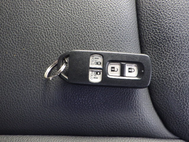 HONDA N-BOX CUSTOM 2021 Image 21