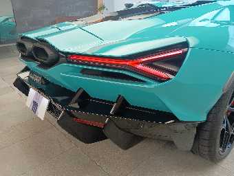 LAMBORGHINI REVUELTO 2024 Image 18