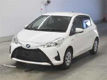 TOYOTA VITZ 2020 Image 1