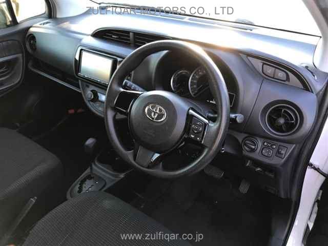 TOYOTA VITZ 2020 Image 3