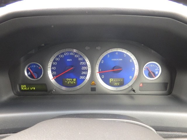 VOLVO V70 2006 Image 20