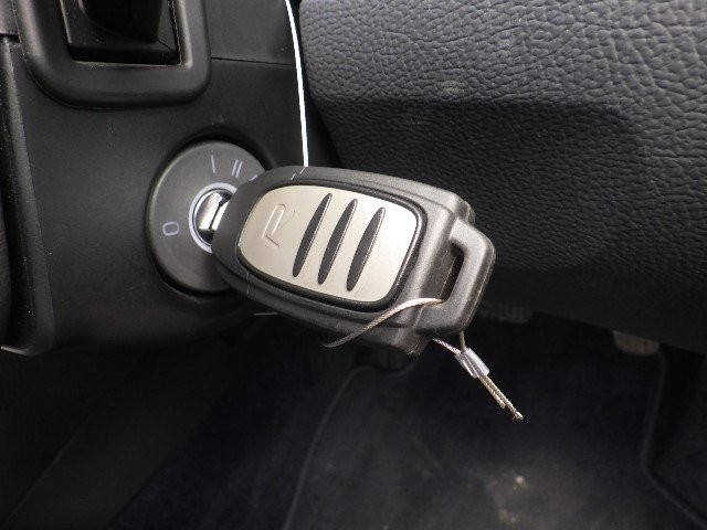 VOLVO V70 2006 Image 21