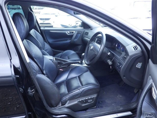 VOLVO V70 2006 Image 23