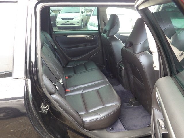 VOLVO V70 2006 Image 25