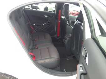 MERCEDES BENZ A CLASS 2014 Image 14