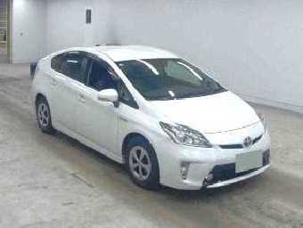 TOYOTA PRIUS 2014 Image 4