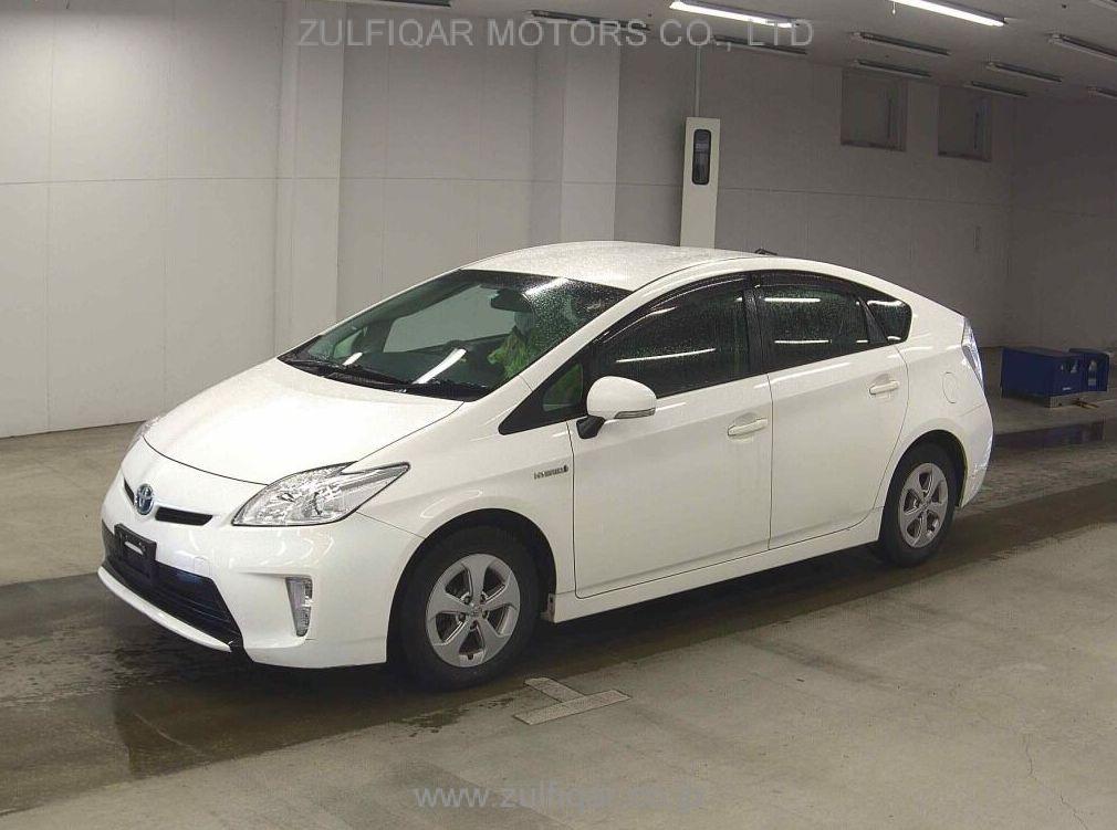 TOYOTA PRIUS 2014 Image 1