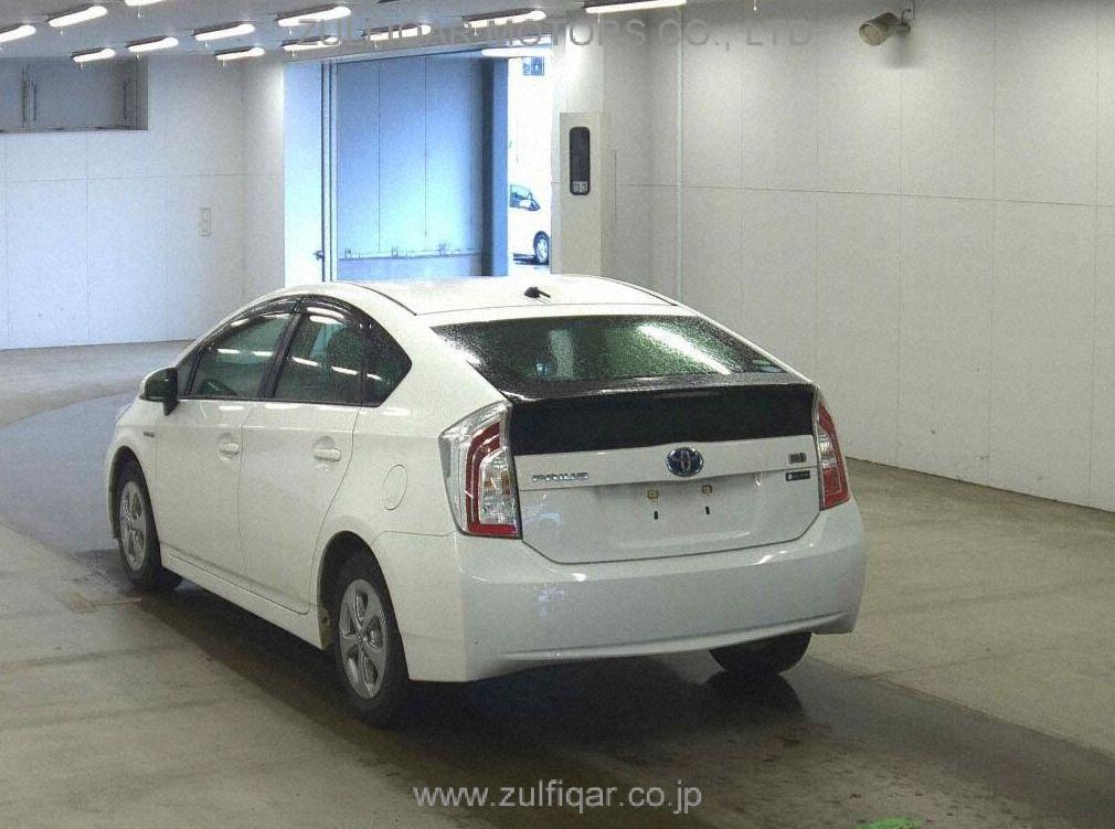 TOYOTA PRIUS 2014 Image 3