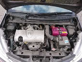 TOYOTA VITZ 2017 Image 4