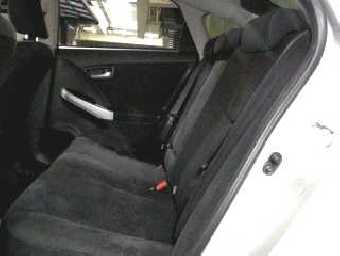 TOYOTA PRIUS 2015 Image 5