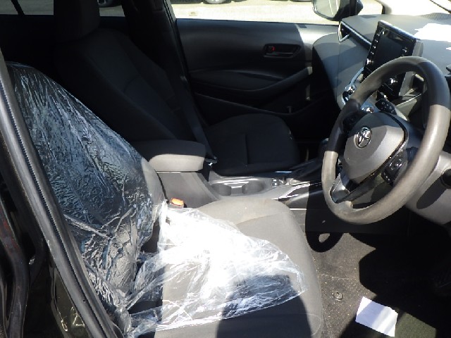 TOYOTA COROLLA TOURING 2020 Image 23