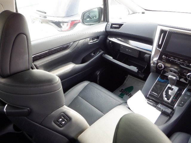 TOYOTA VELLFIRE 2020 Image 23