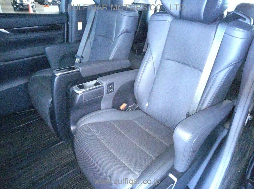 TOYOTA VELLFIRE 2020 Image 6
