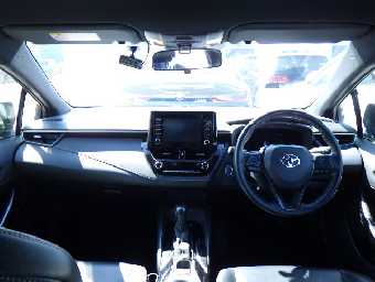TOYOTA COROLLA TOURING 2020 Image 8