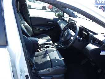 TOYOTA COROLLA TOURING 2020 Image 9