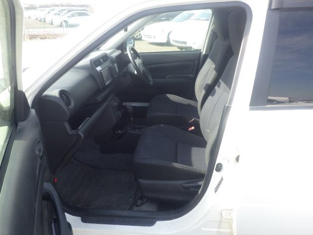 TOYOTA SUCCEED 2020 Image 28