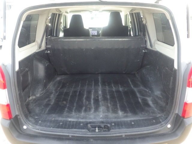 TOYOTA SUCCEED 2020 Image 30