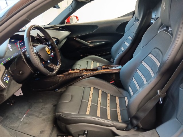 FERRARI SF90 STRADALE 2021 Image 23