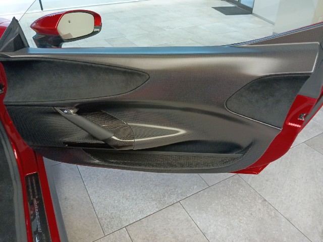 FERRARI SF90 STRADALE 2021 Image 29