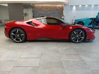 FERRARI SF90 STRADALE 2021 Image 4