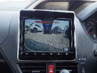 TOYOTA VOXY 2021 Image 14