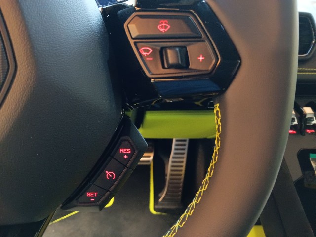 LAMBORGHINI HURACAN 2024 Image 32