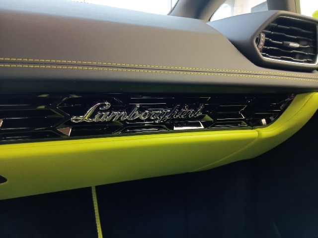 LAMBORGHINI HURACAN 2024 Image 41