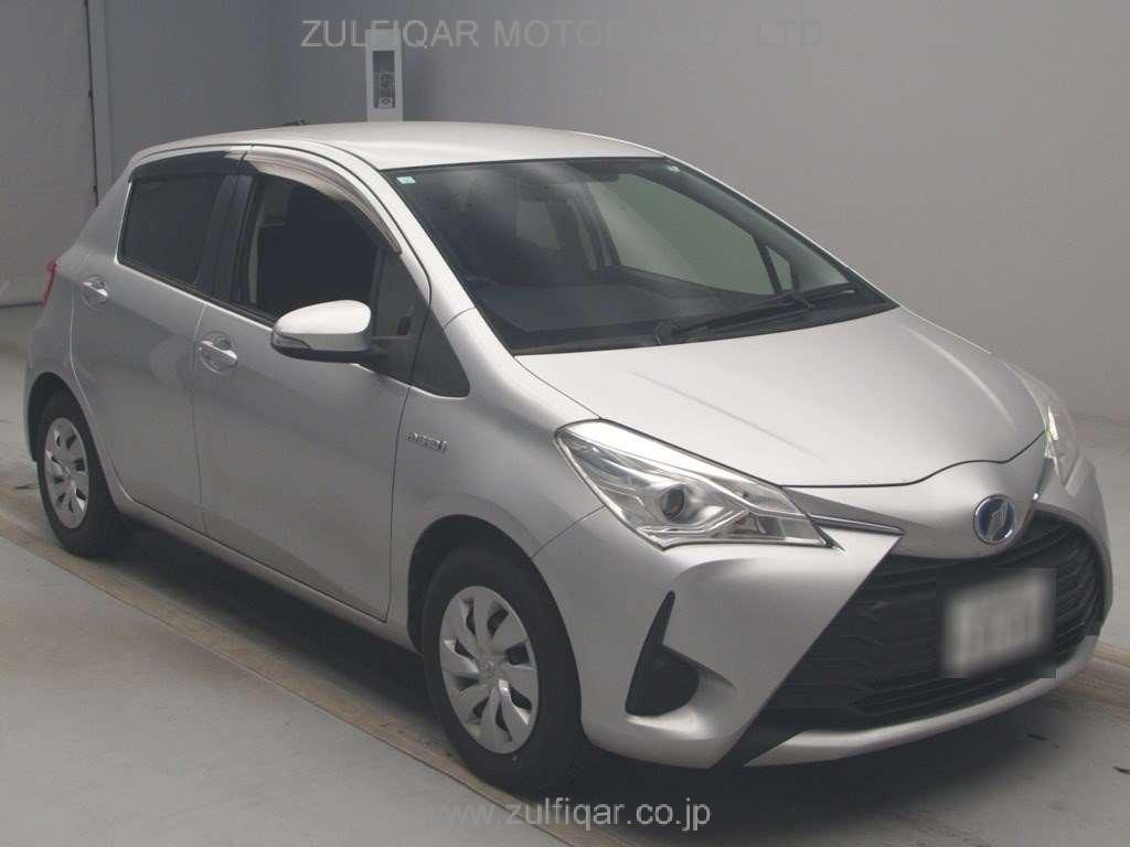 TOYOTA VITZ 2017 Image 3