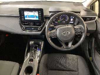 TOYOTA COROLLA TOURING 2020 Image 6