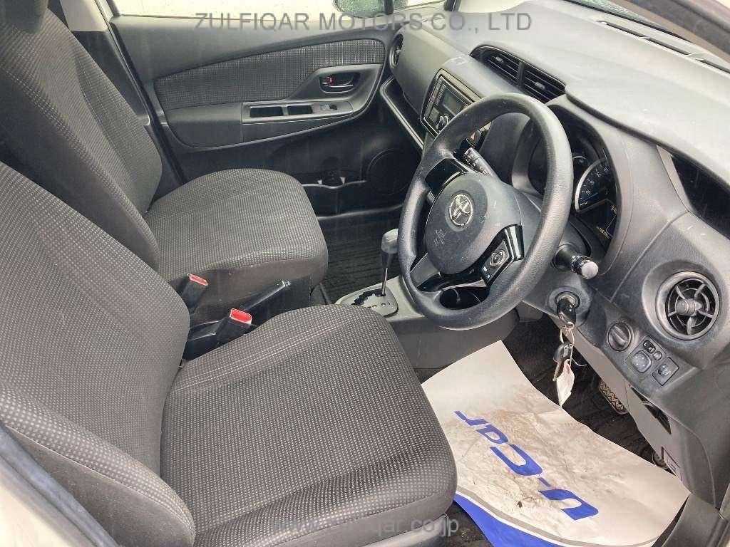 TOYOTA VITZ 2019 Image 5