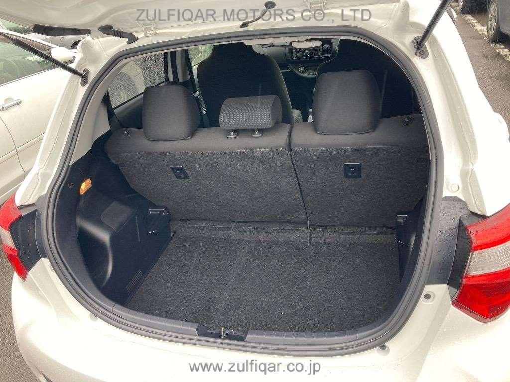 TOYOTA VITZ 2019 Image 8