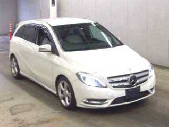 MERCEDES BENZ B CLASS 2014 Image 4
