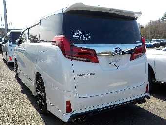 TOYOTA ALPHARD 2020 Image 8