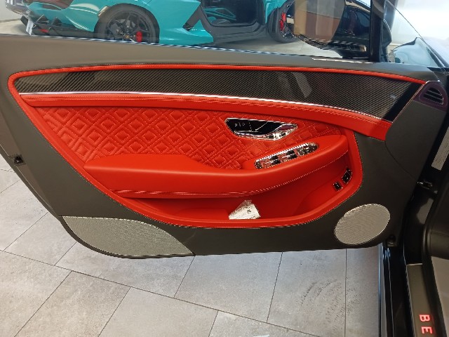 BENTLEY CONTINENTAL 2023 Image 29