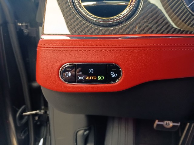 BENTLEY CONTINENTAL 2023 Image 34