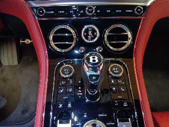 BENTLEY CONTINENTAL 2023 Image 34