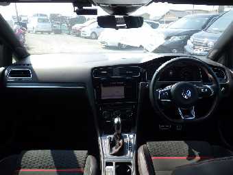VOLKSWAGEN GOLF GTI 2017 Image 5