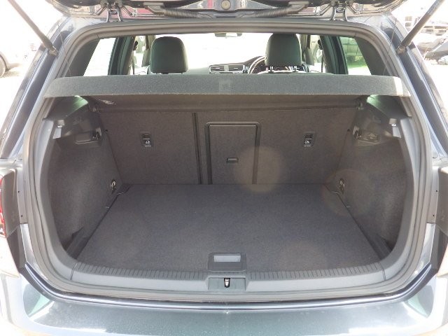 VOLKSWAGEN GOLF GTI 2017 Image 28