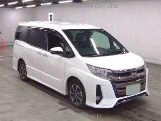 TOYOTA NOAH 2020 Image 1