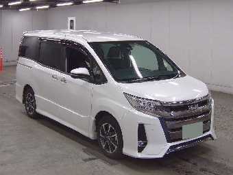 TOYOTA NOAH 2020 Image 2