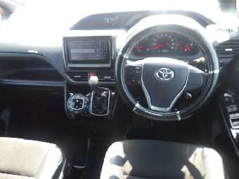 TOYOTA NOAH 2020 Image 11