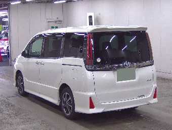 TOYOTA NOAH 2020 Image 3