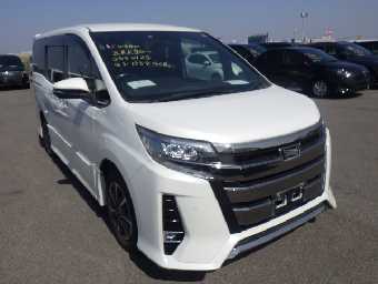 TOYOTA NOAH 2020 Image 9